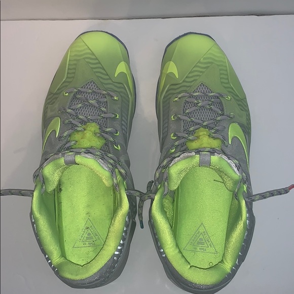 Lebron XI maison du lebron - Picture 6 of 8